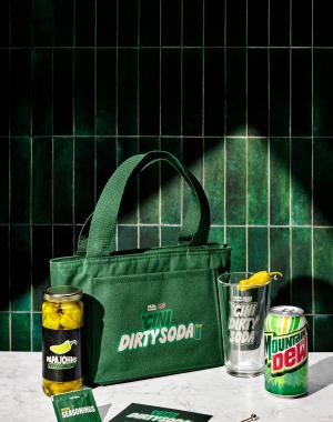 Papa Johns 'Cini Dirty Soda Kit - A
